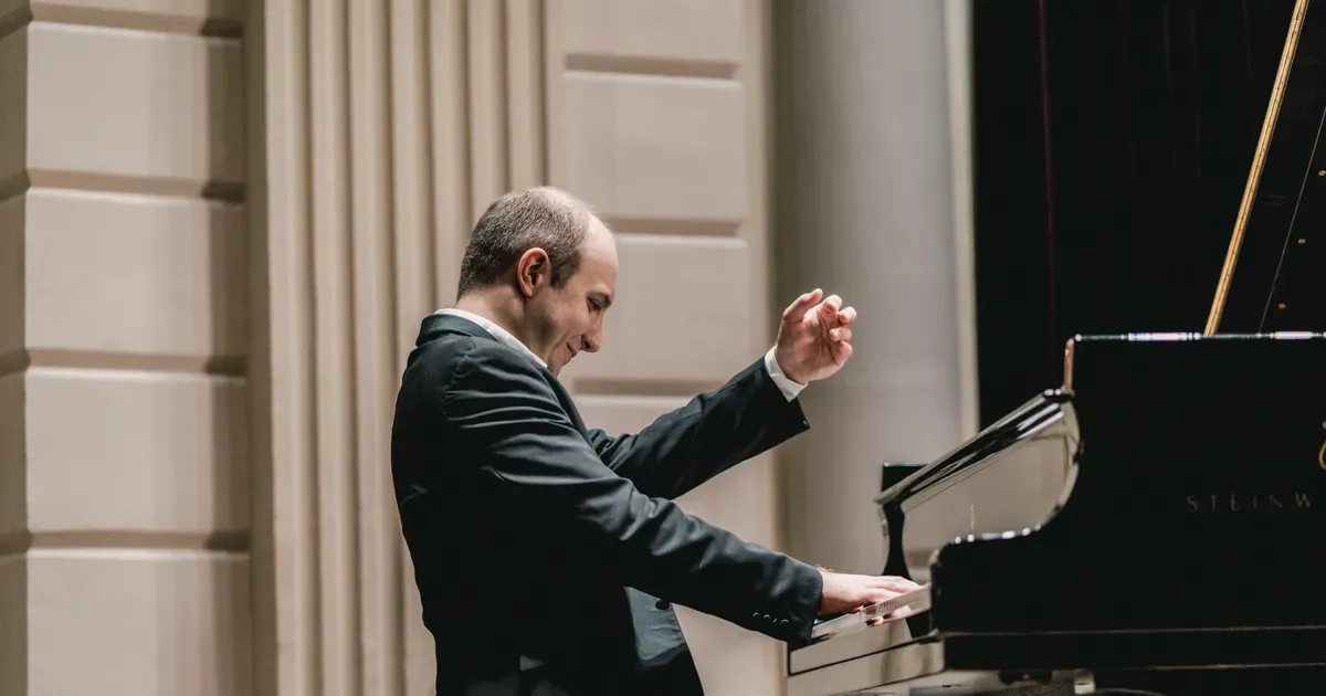 Oorlog en onschuld — Alexander Gavrylyuk